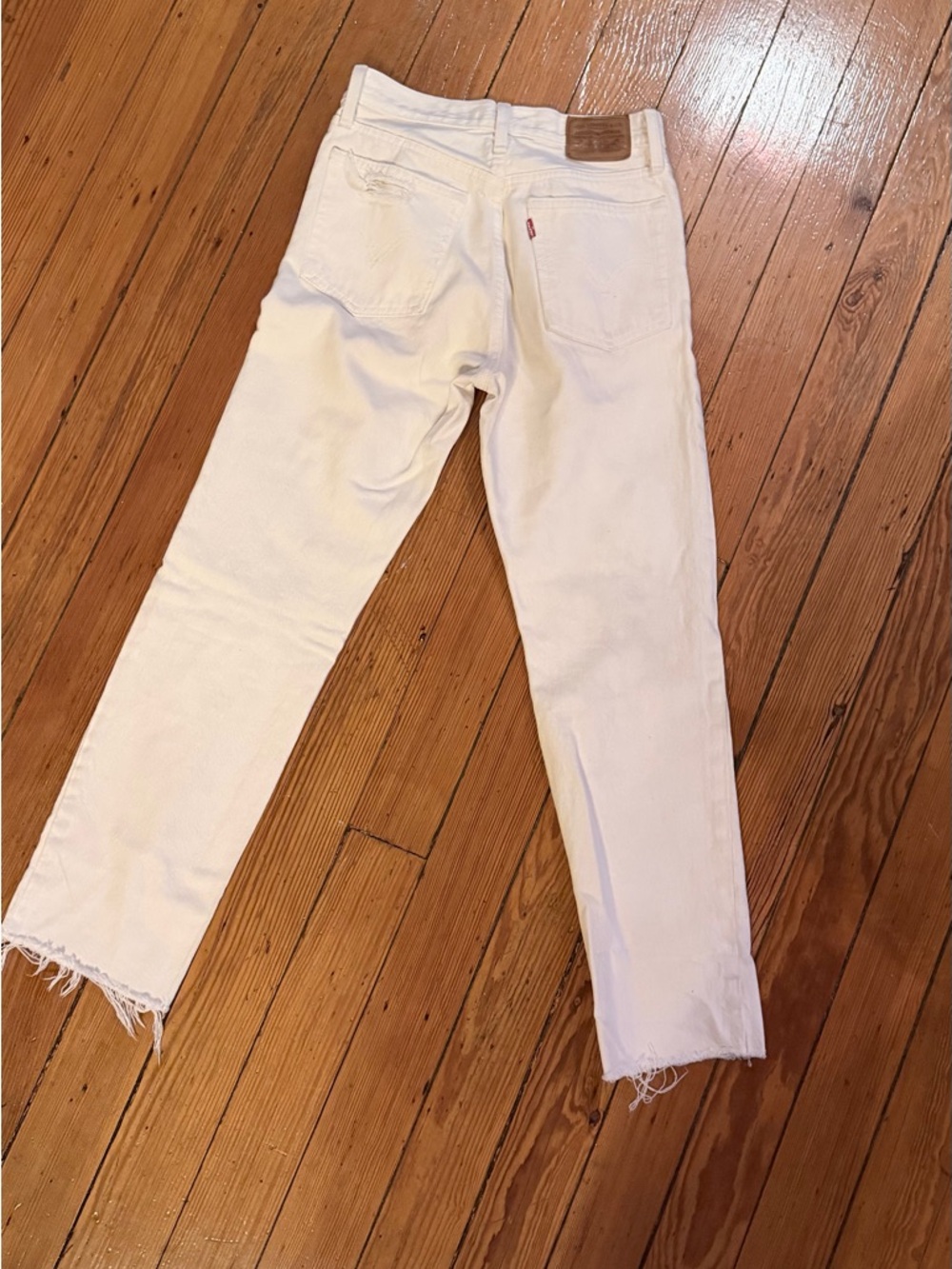 Levi's Premium Wedgie Straight White Distressed Straight Leg Jeans - Picture 4 of 8